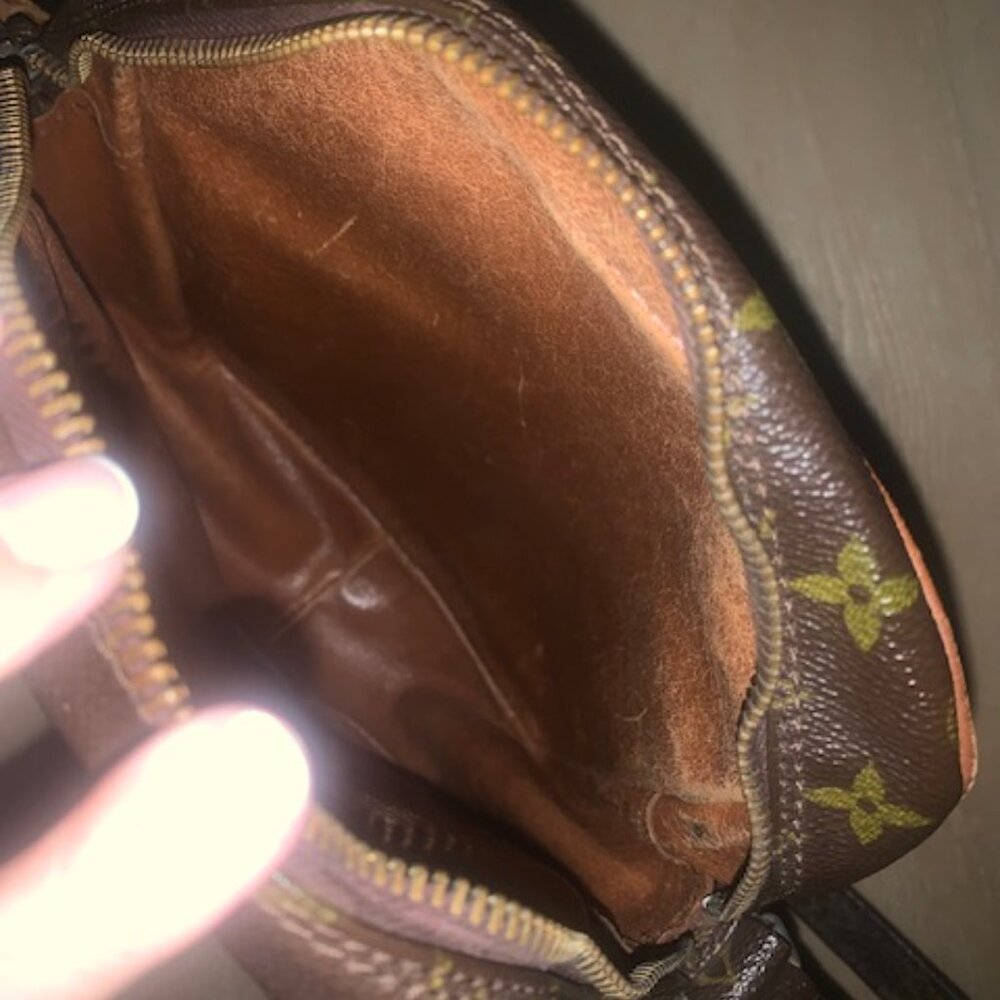 ✨👜 Authentic Louis Vuitton Vintage Monogram Canvas Marceau PM Messenger Bag 👜✨ - Picture 13 of 13